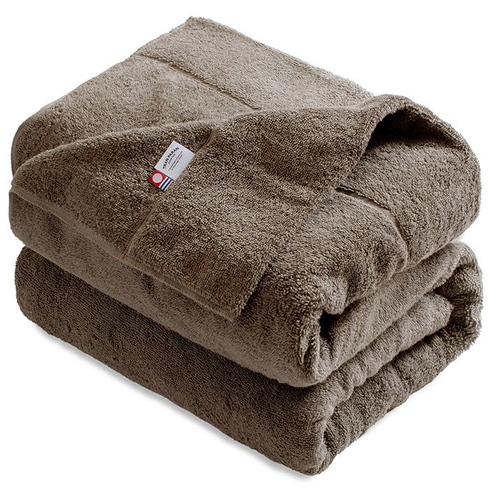 ダークブラウン